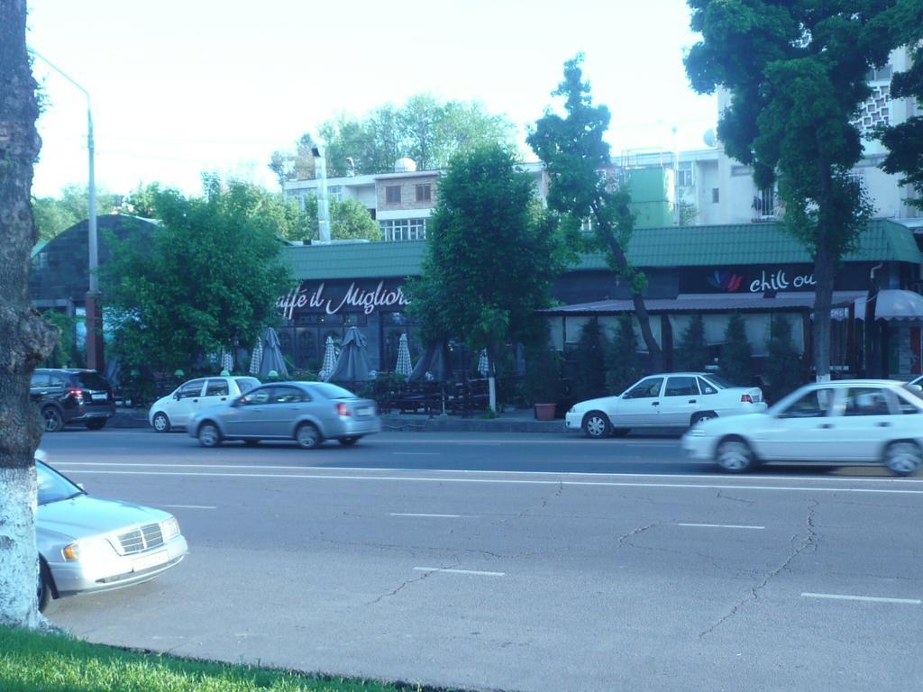 Apartment Tsentr 5 Tashkent Luaran gambar
