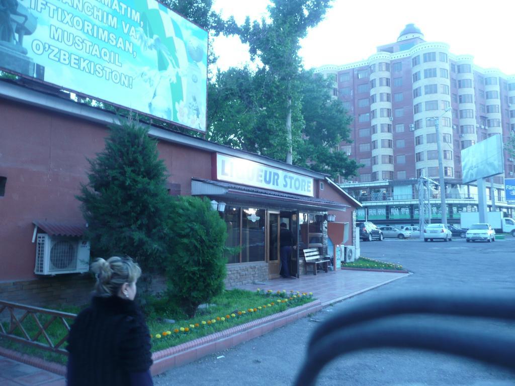 Apartment Tsentr 5 Tashkent Luaran gambar