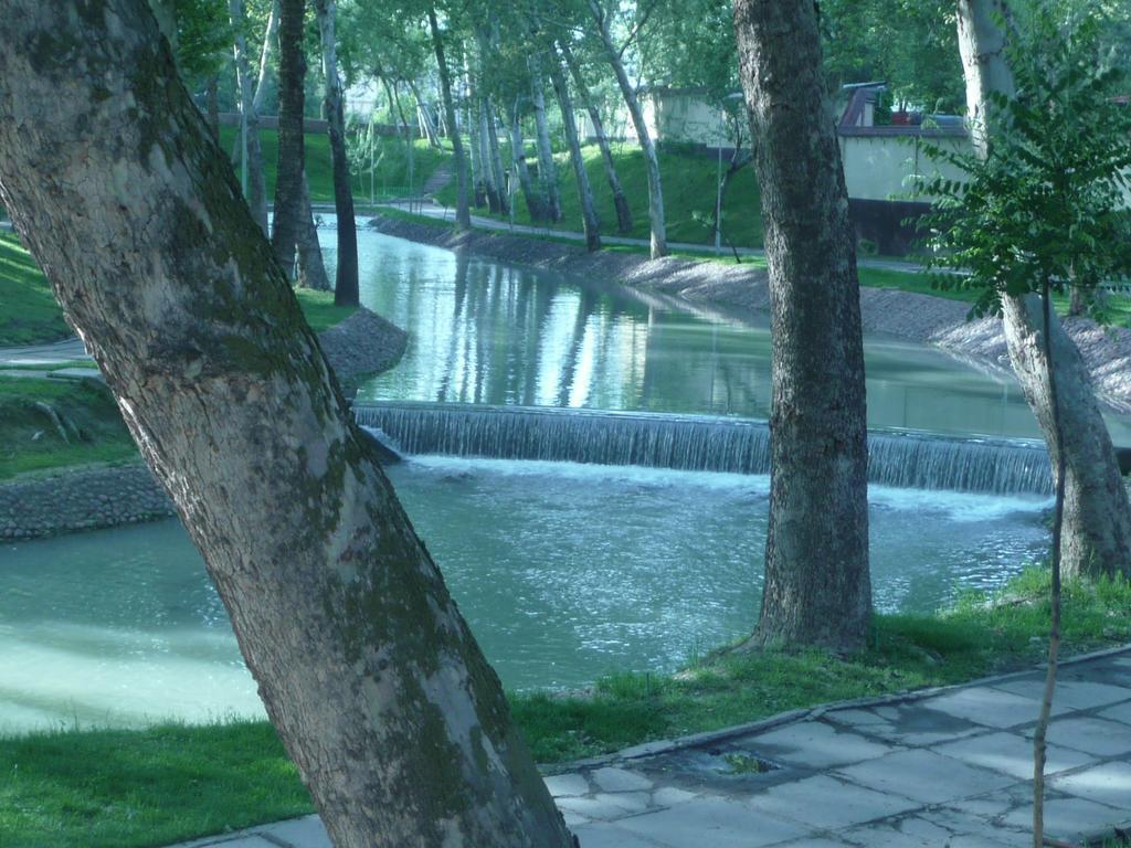 Apartment Tsentr 5 Tashkent Luaran gambar
